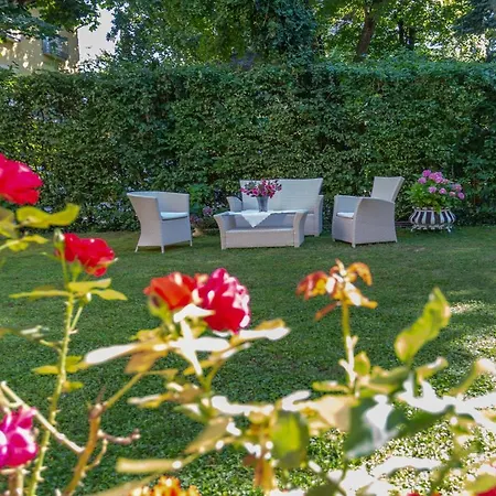 Guest house Gabriela Boutique In Poertschach 3*
