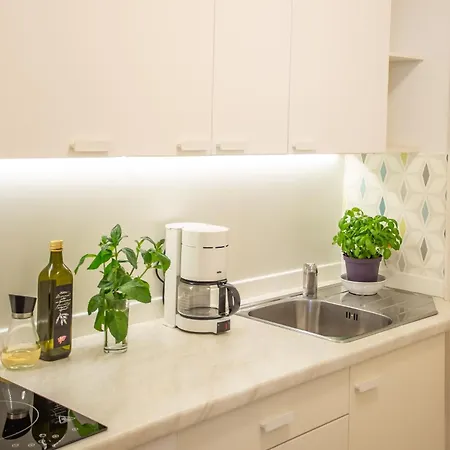 Guest house Gabriela Boutique In Poertschach 3*