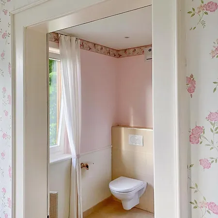 Guest house Gabriela Boutique In Poertschach 3*
