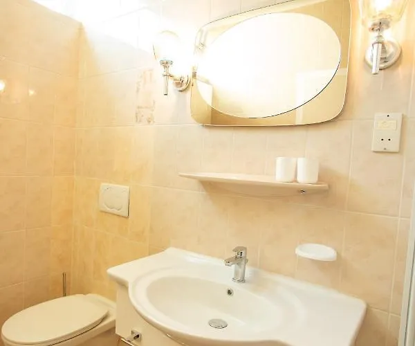 Gabriela Portschach am Woerthersee